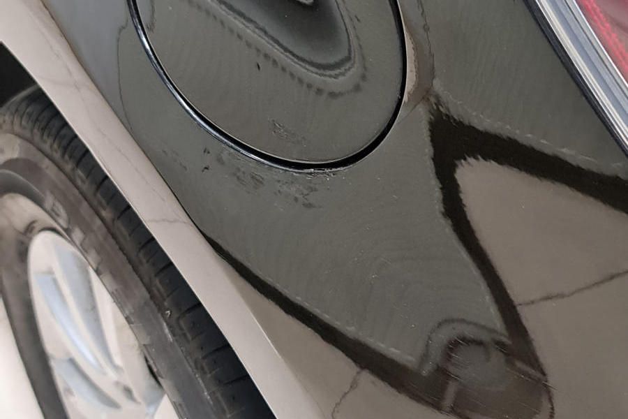 Устранение потертостей краски на кузове автомобиля